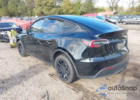 2022 Tesla Model Y Long Range Dual Motor All-Wheel Drive from USA, damaged, VIN 7SAYGDEE1NF450861
